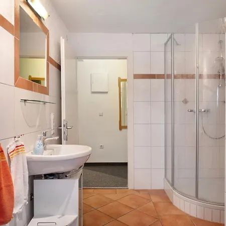 Haus Luise In Pensión 3*