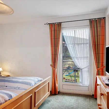 Haus Luise In Pensión Lenzkirch