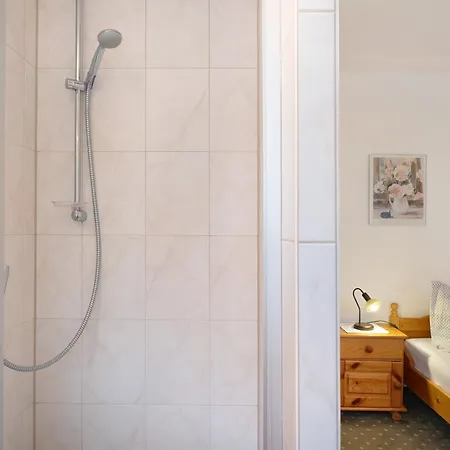 Haus Luise In Πανσιόν 3*